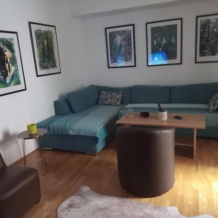 Апартаменти Apartman-arts
